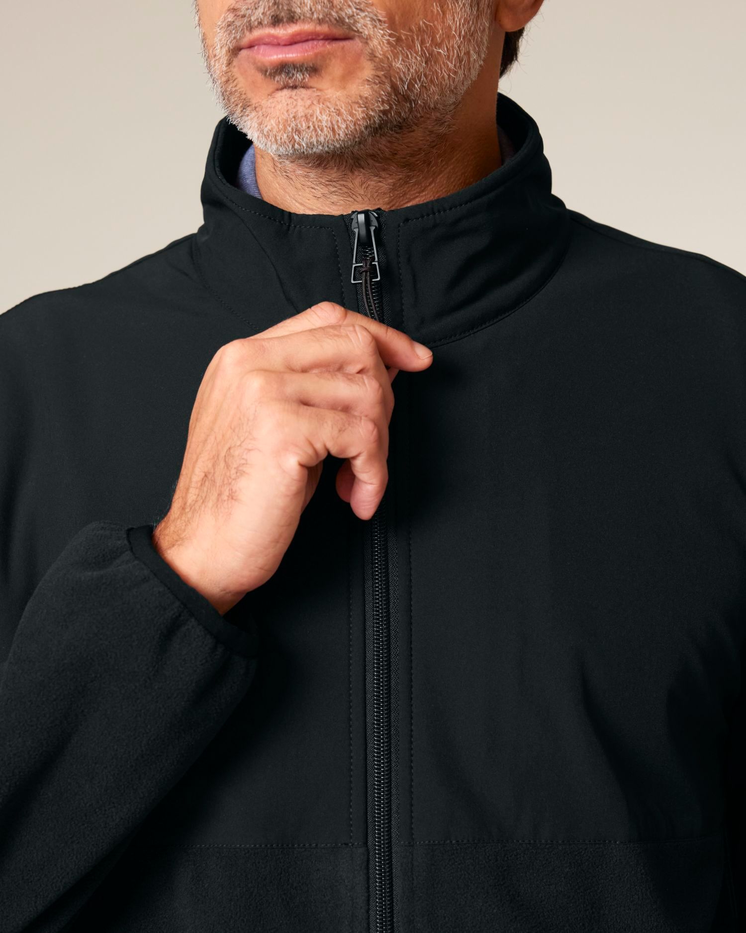 Trekker STJU242 – Black