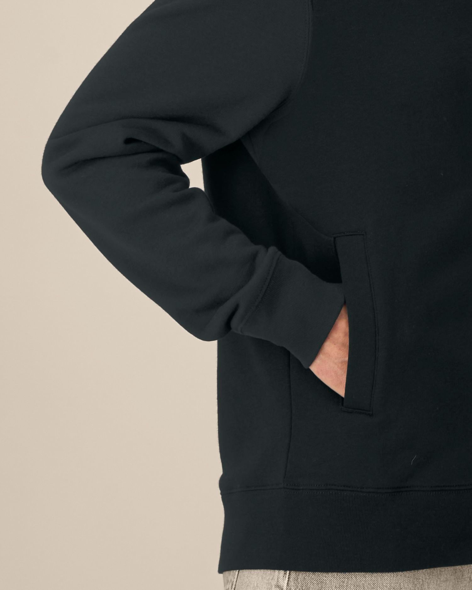Astor STSU261 – Black